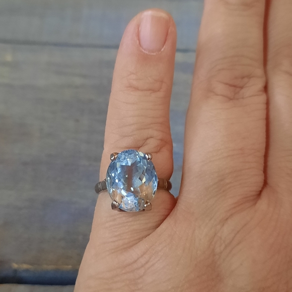 Vintage 18K White Gold Custom Made Aquamarine Ring 7.0 Carats - Picture 11 of 16